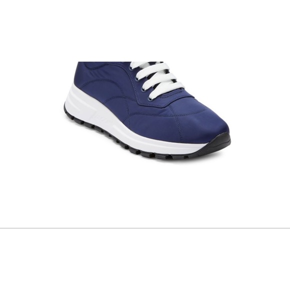 PRADA navy blue Nylon Logo sneakers size 40 limited edition! - Picture 11 of 11